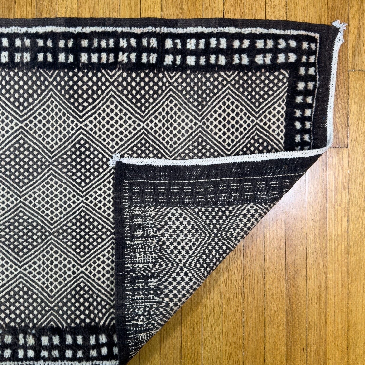 Imane - Vintage Black & White Moroccan Runner - SAINT RIDGE